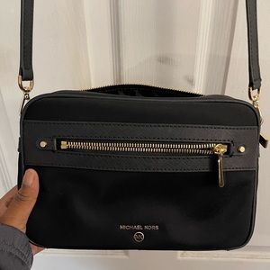 Michael Kors Jet Set Charm Large East West Crossbody